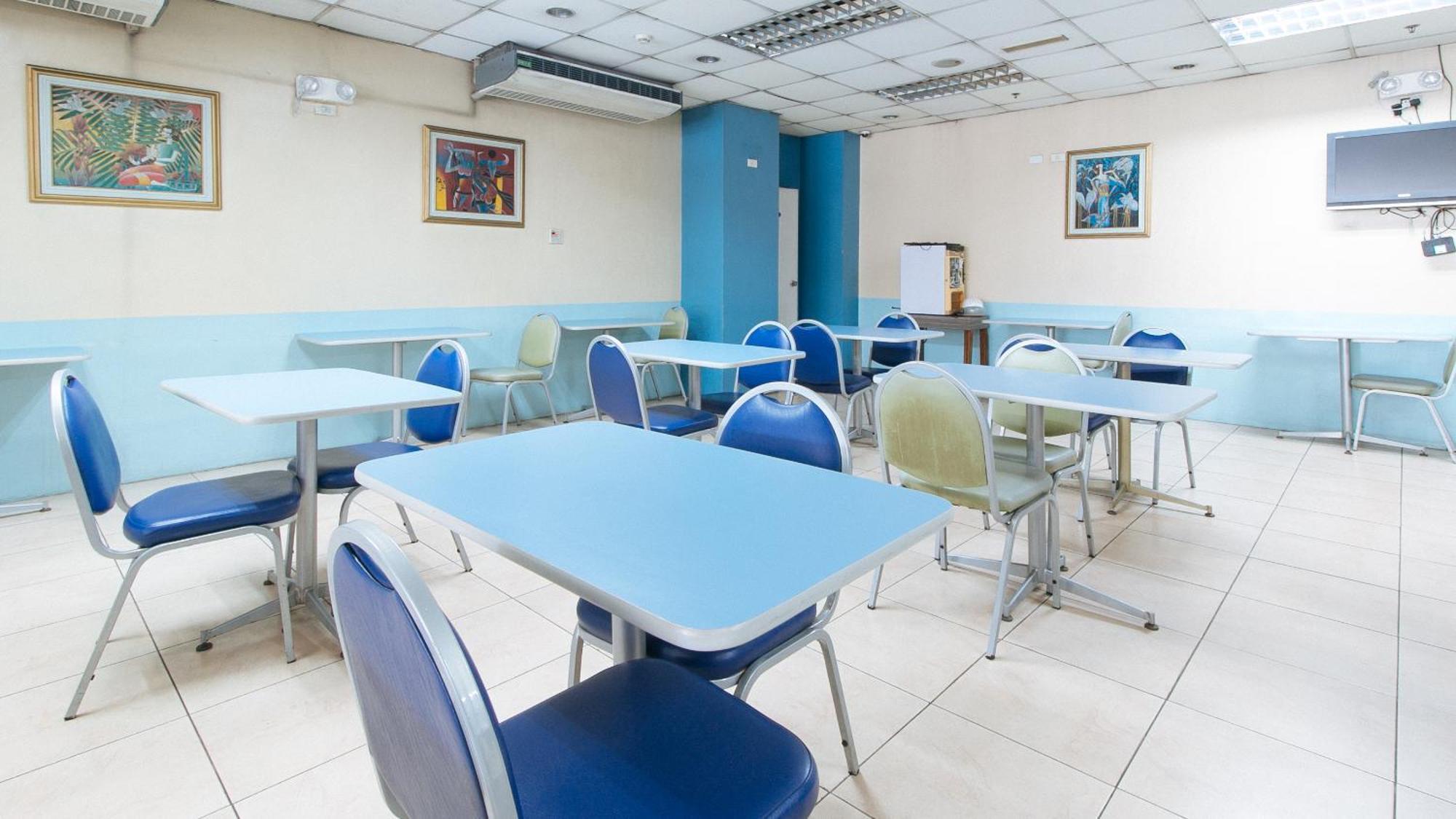 Reddoorz Plus @ E Rodriguez Corner Banawe Quezon City Εξωτερικό φωτογραφία